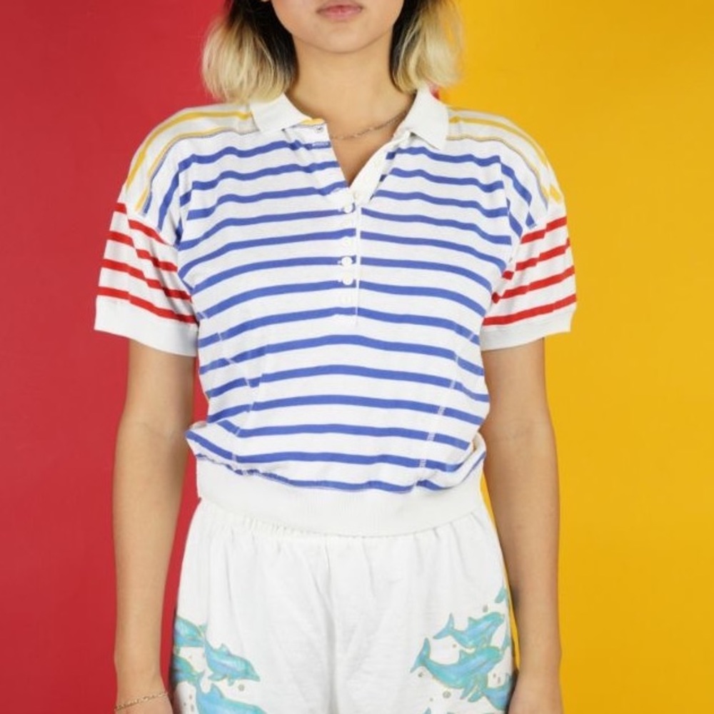 Vintage 90’s ladies multicolor polo shirt 🔮